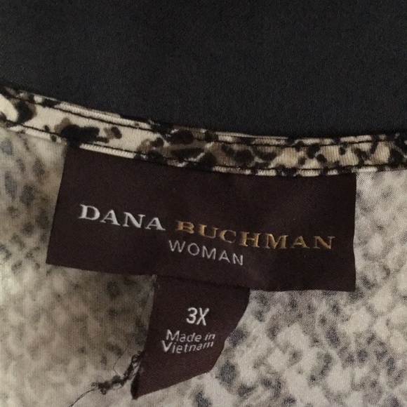 Plus size shirt - Picture 4 of 4